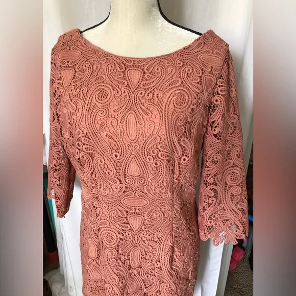 Eliza J Size 12 Lace Dress - Picture 2 of 8